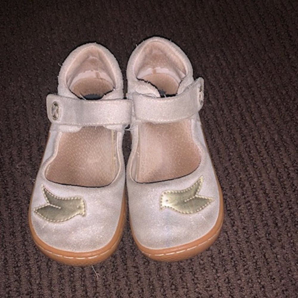 Livie and Luca Bird Shoes- Size 10